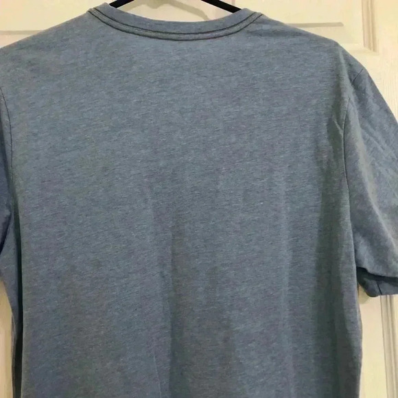 Banana Republic Blue Graphic Tee NWOT Size Medium - Picture 11 of 13